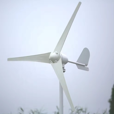 مولد طاقة الرياح من المغناطيس الدائم 3 مراحل AC 10Kw خارج الشبكة نظام الطاقة الشمسية الهجينة
